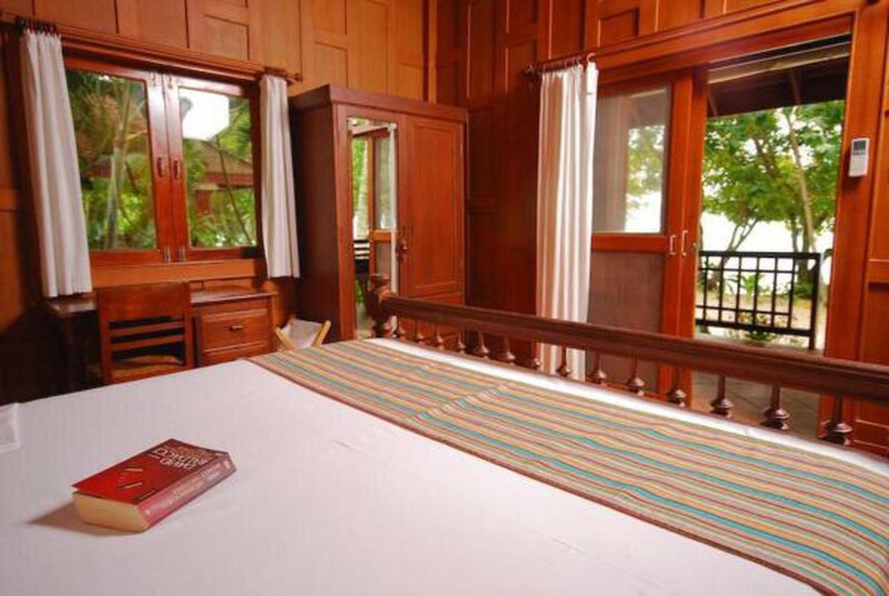 Baan Mai Beachfront Lone Island Phuket Ngoại thất bức ảnh
