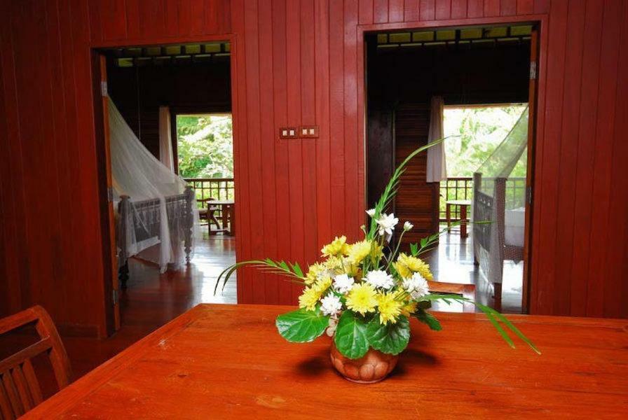 Baan Mai Beachfront Lone Island Phuket Ngoại thất bức ảnh