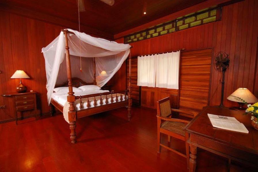 Baan Mai Beachfront Lone Island Phuket Ngoại thất bức ảnh