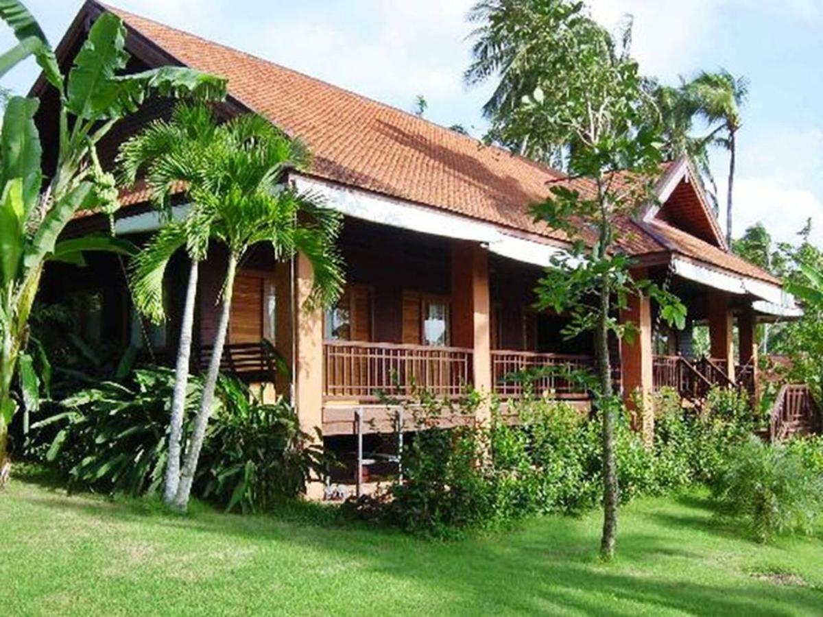 Baan Mai Beachfront Lone Island Phuket Ngoại thất bức ảnh