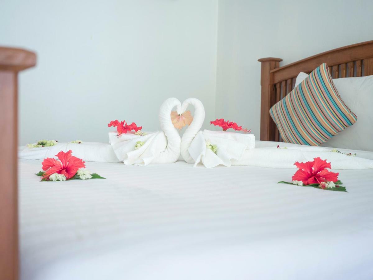 Baan Mai Beachfront Lone Island Phuket Ngoại thất bức ảnh