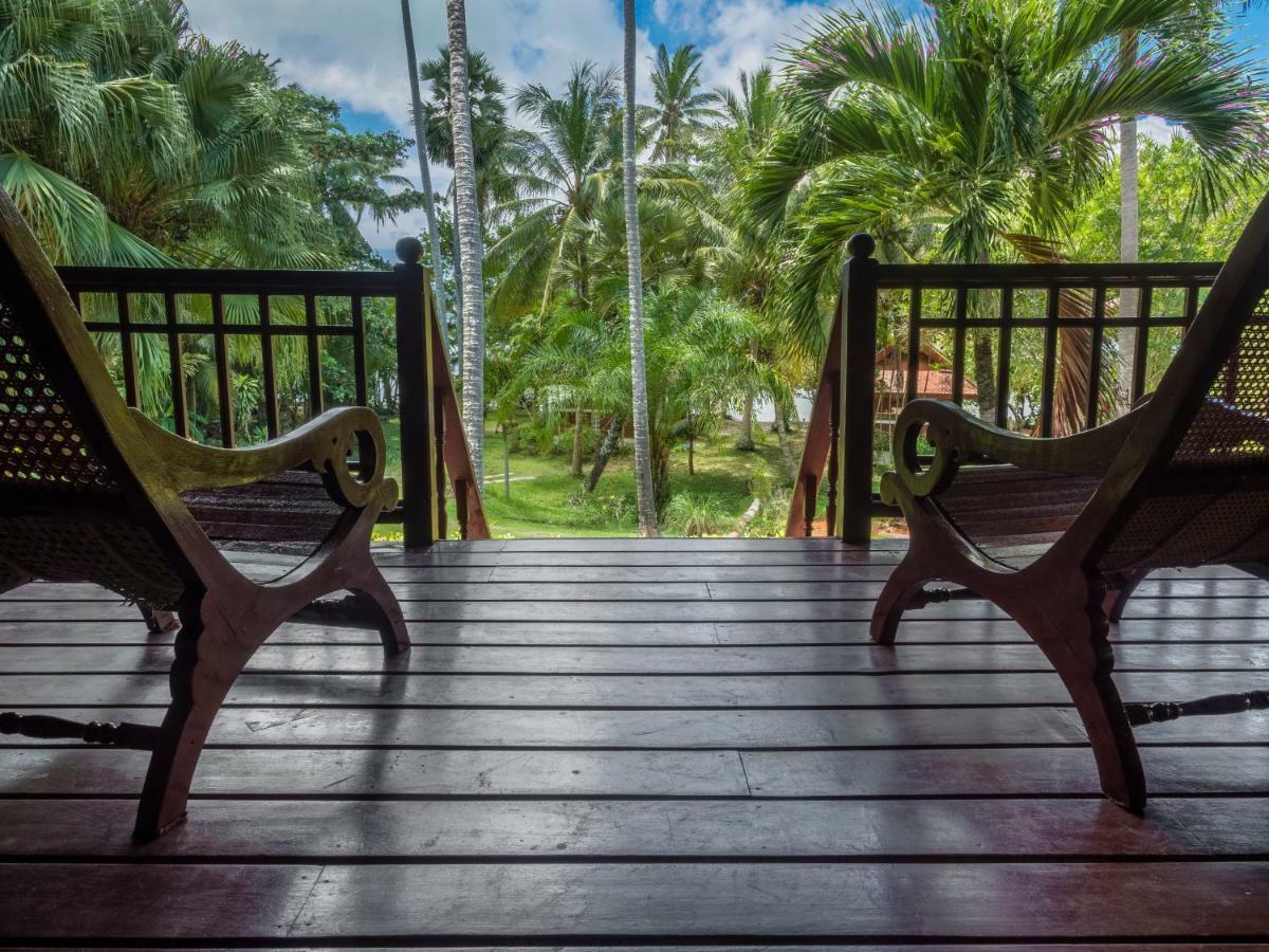 Baan Mai Beachfront Lone Island Phuket Ngoại thất bức ảnh