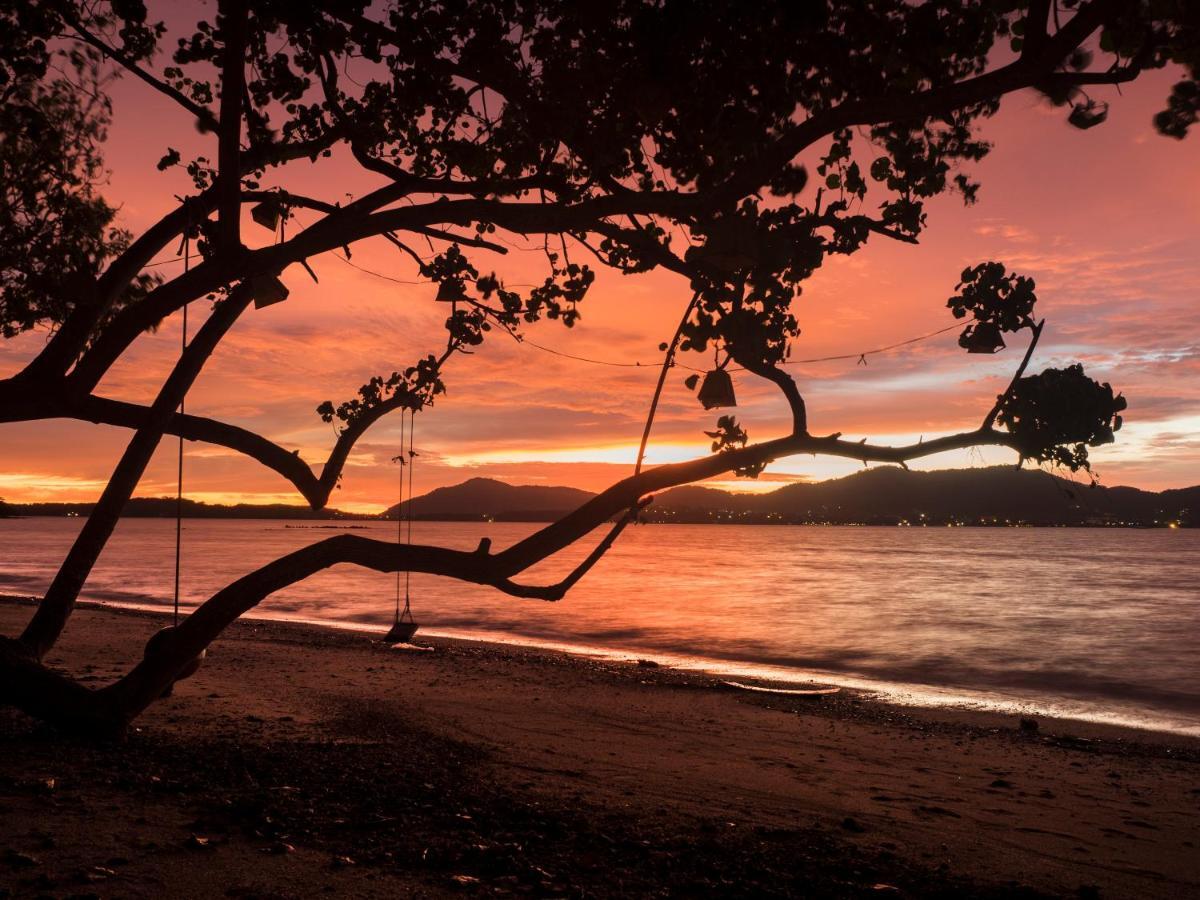 Baan Mai Beachfront Lone Island Phuket Ngoại thất bức ảnh