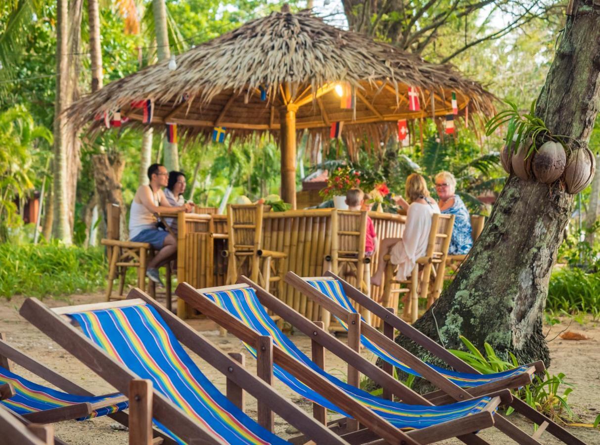 Baan Mai Beachfront Lone Island Phuket Ngoại thất bức ảnh