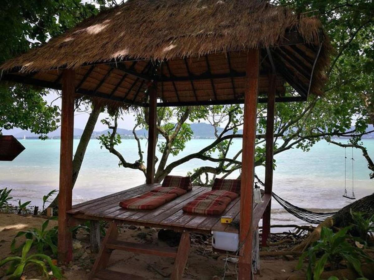 Baan Mai Beachfront Lone Island Phuket Ngoại thất bức ảnh